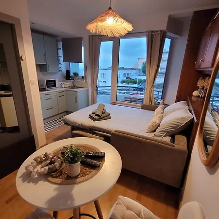 L'ilot Bleu Vue Lägenhet