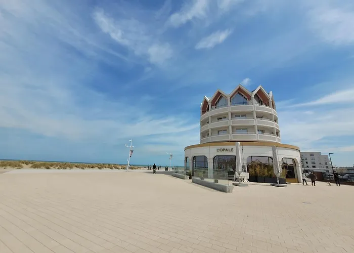 L'ilot Bleu Vue Dunkirk